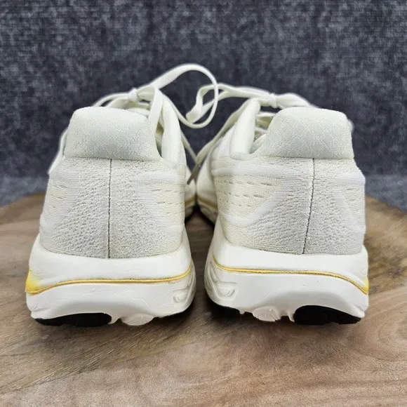 New Balance FF X Vongo V6 Womens Size 9.5 Ivory White Running Shoes WVNGOCJ6