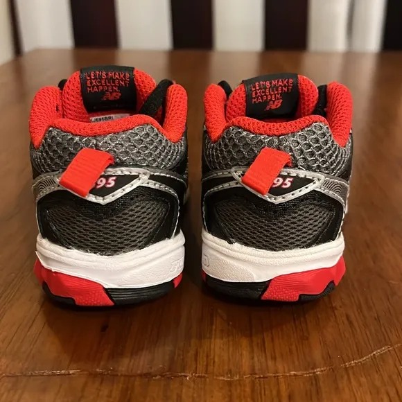 New Balance KJ695BRI 695 shoes sneakers new boys Toddlers Size 5