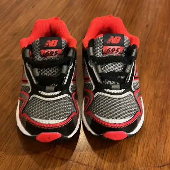 New Balance KJ695BRI 695 shoes sneakers new boys Toddlers Size 5