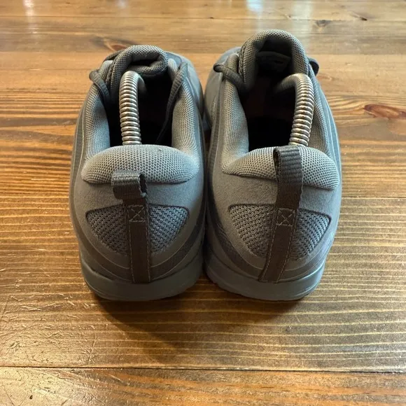 New Balance Minimus MX20 Running Shoes Men's Size 10.5 Gray Barefoot