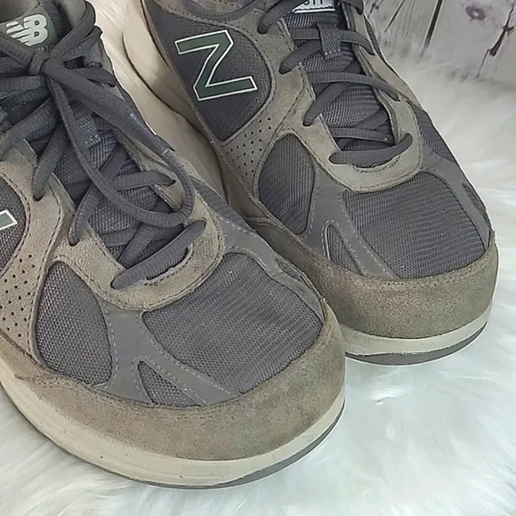 New Balance MW877GT Grey Suede Walking Shoes Sneakers Men’s Size 10.5