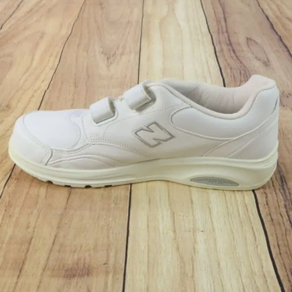 New Balance Shoes Womens 9 D Wide White Walking Sneakers 577 VW