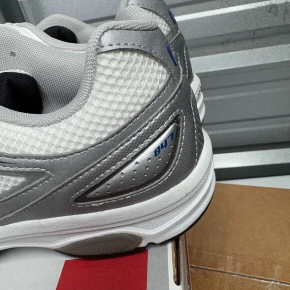 New Balance Sneakers Mens 9.5 D White Blue Walking MW847WN Athletic Shoes NEW