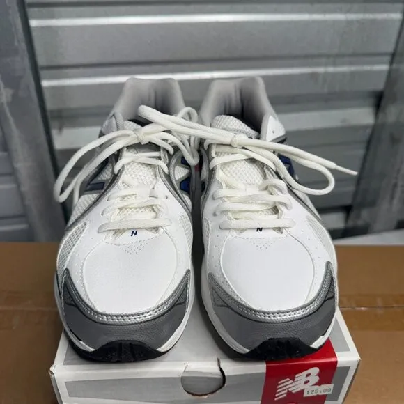New Balance Sneakers Mens 9.5 D White Blue Walking MW847WN Athletic Shoes NEW