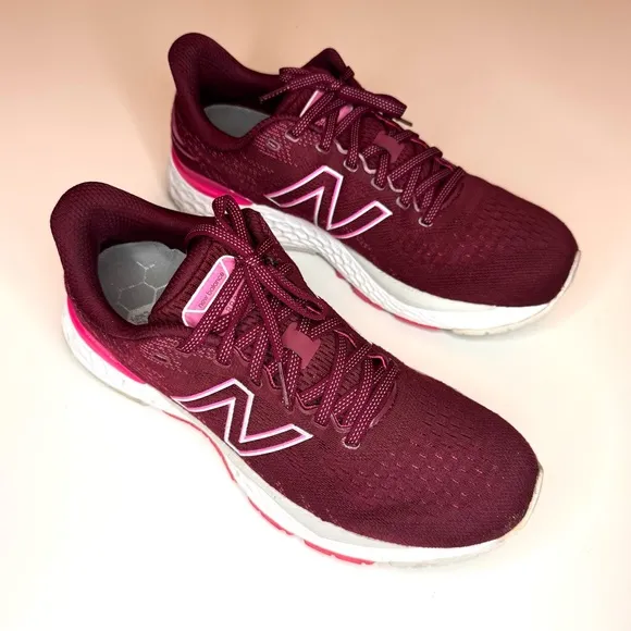 New Balance Women’s Fresh Foam 880v11  Running Shoes Size 11 Burgundy Pink