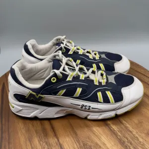 New Balance Womens W853NV White Leather Walking Shoes Size 10 D Running Sneakers