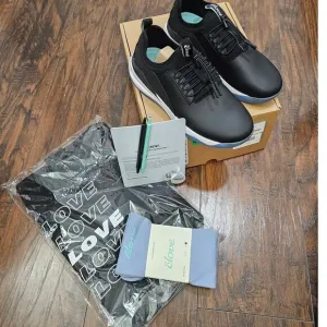 NEW CLOVE BUNDLE W/8.5 M7 NEW BLACK NUSING SHOES