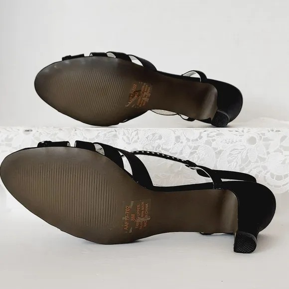 ⤵️NEW! David Tate  black open toe block heel Slingbacks with rhinestones *8M