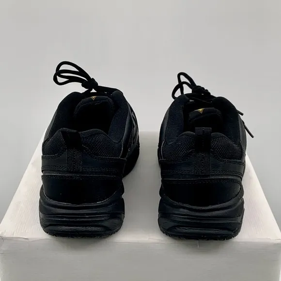 🌹New Listing🌹 NWT New Balance Men’s 626v2 Black Sneakers Shoes
