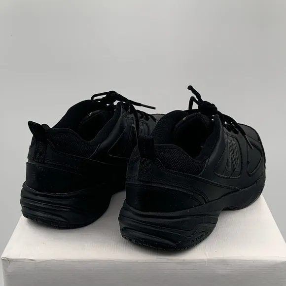 🌹New Listing🌹 NWT New Balance Men’s 626v2 Black Sneakers Shoes