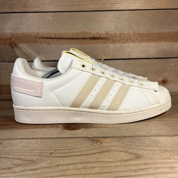 NEW Mens 10 / 11.5 Adidas Superstar x Parley “Off White” Low Top Sneakers GX6970