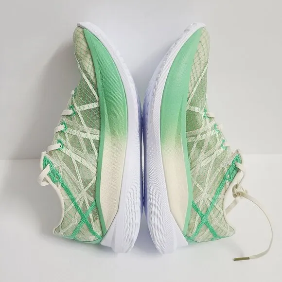NEW Under Armour Flow Velociti Elite 2 Running Shoes 3027338-100 Size 10 Green