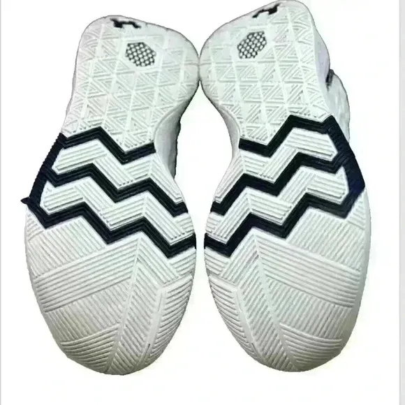 New Under Armour Unisex HOVR Havoc 5 Clone Basketball Shoes 3024979 White/Navy