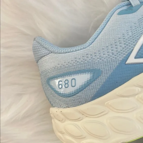 New with out box size 9 New Balance Women's Light Blue Running Shoes