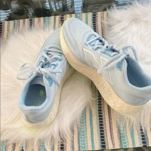 New with out box size 9 New Balance Women's Light Blue Running Shoes