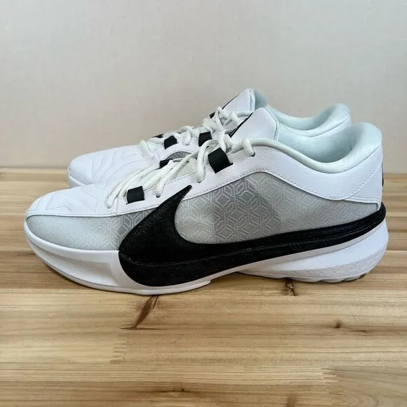 NEW Nike Zoom Freak 5 TB Basketball sneakers shoes Mens 13 Black White