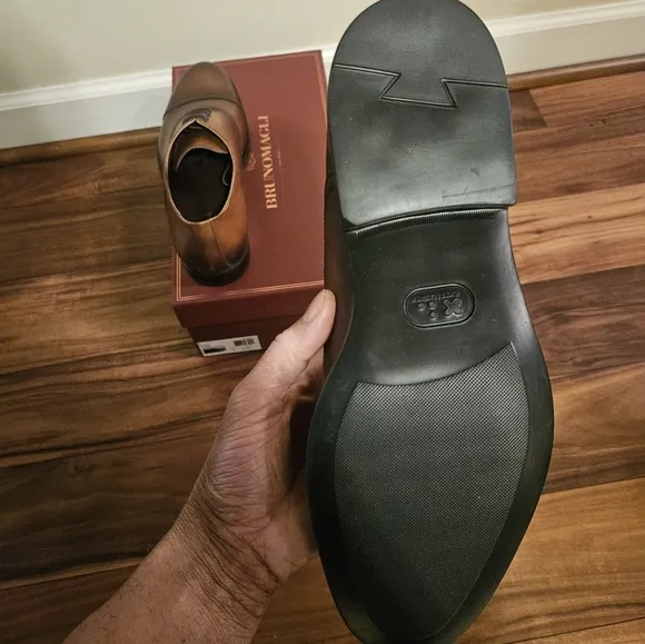 🔥NIB Bruno Magli Shoes, sz 9