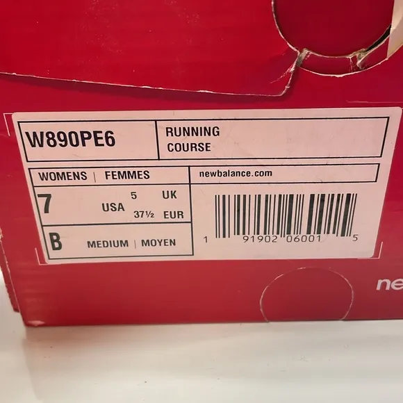 NIB New Balancece 890 V.6 REVlite running shoes Size 7
