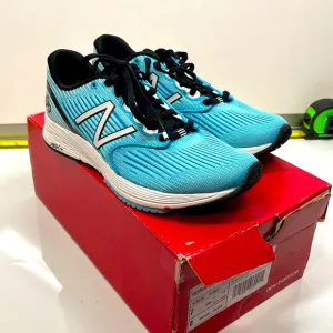 NIB New Balancece 890 V.6 REVlite running shoes Size 7