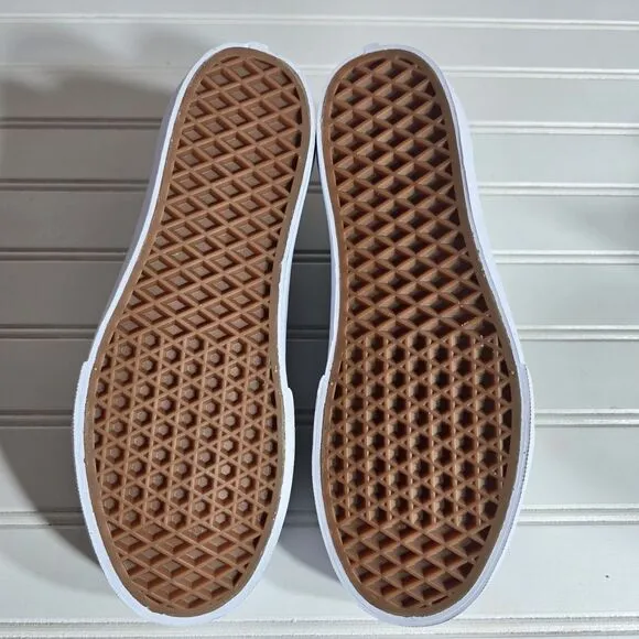 NIB Vans Old Skool Platform 'Grape Leaf'  Olive Green Shoes Sneakers Womens 8