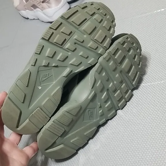 Nike 2 pairs of Huarache sneakers