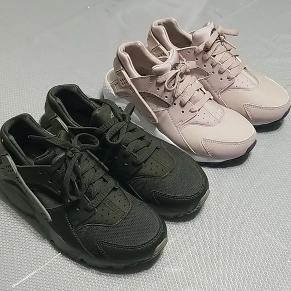 Nike 2 pairs of Huarache sneakers