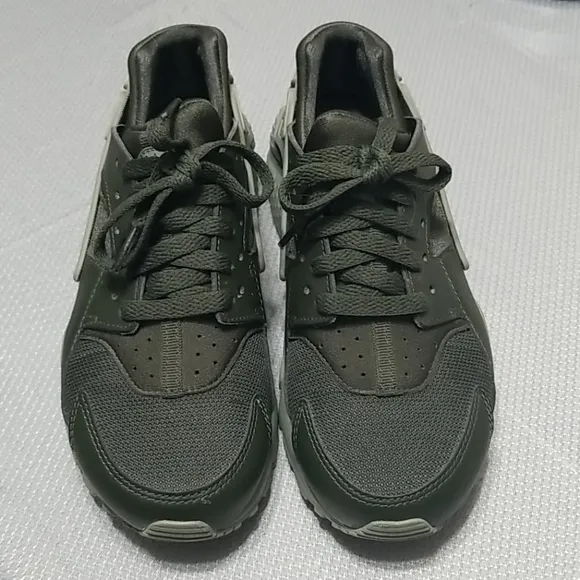 Nike 2 pairs of Huarache sneakers