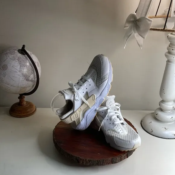 NIKE Air 10 Huarache Triple White &amp; Cream Unisex Running Shoes Sneakers