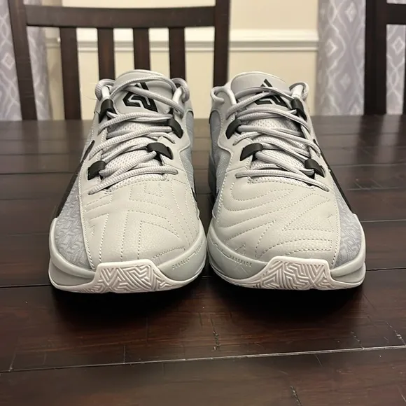 Nike Air Giannas Zoom Freak 5 TB shoes sneakers FN7089 003 Promo Mens Size 12