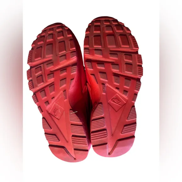 Nike Air Huarache Red Running Shoes, 6.5Youth