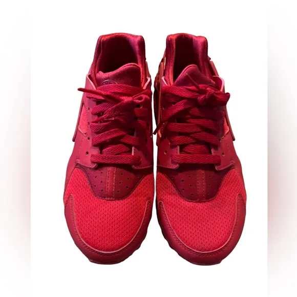 Nike Air Huarache Red Running Shoes, 6.5Youth