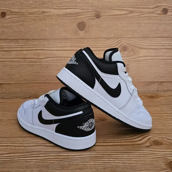 Nike Air Jordan 1 Low Sneakers