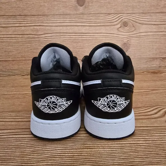 Nike Air Jordan 1 Low Sneakers