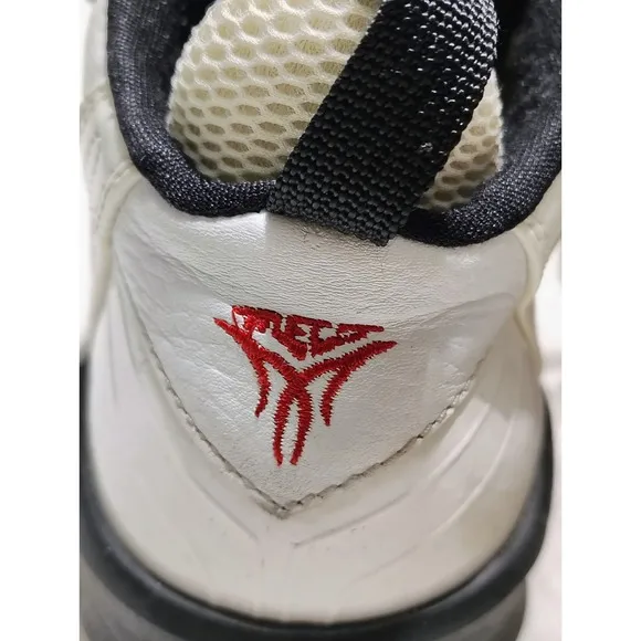 NIKE Air Jordan Melo M8  2011 Basketball Shoes 5.5Y Sneakers 469787-101