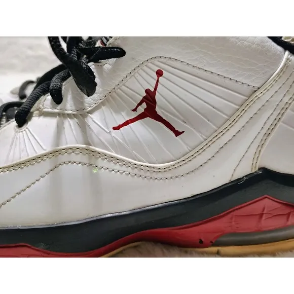 NIKE Air Jordan Melo M8  2011 Basketball Shoes 5.5Y Sneakers 469787-101