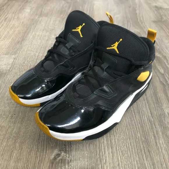 Nike Air Jordan Stay Loyal 3 Athletic Basketball Shoes Sneakers Mens Size 7.5