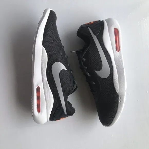 Nike Air Max Oketo Running Shoes Mens 7.5 Grey Lace Up Athletic Jogging Sneaker