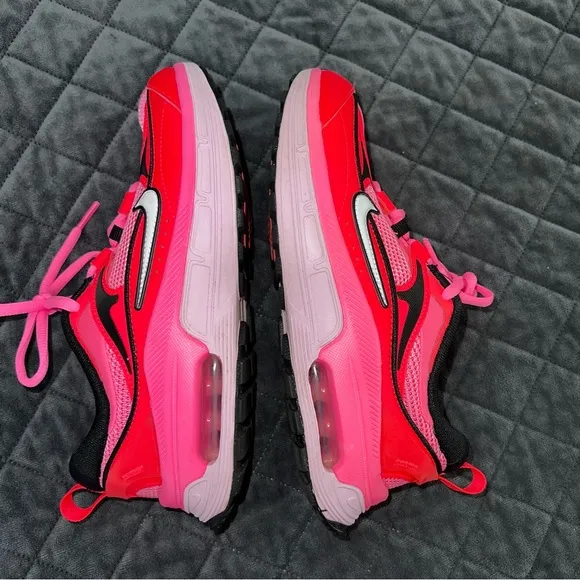 Nike Air Max Running Shoes Women Size 6.5 Pink Red Athletic Sneaker Laser Pink