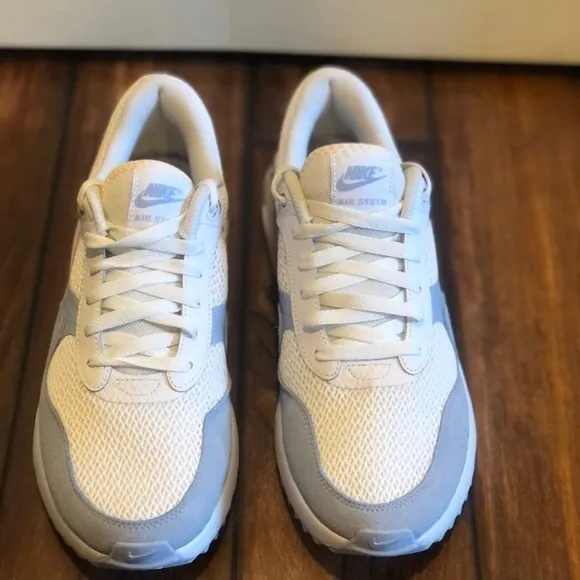 Nike Air Max Systm Women’s Running Shoes Sz 11 NEW