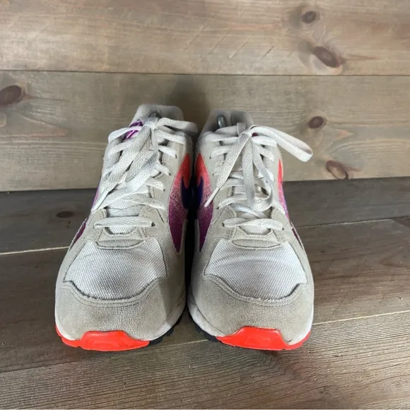 Nike air skylon 2 Mens size 9 shoes beige athletic running sneakers