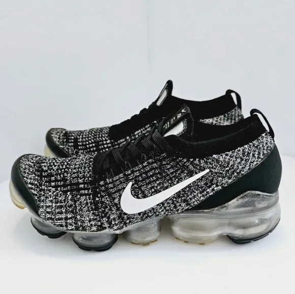 Nike Air VaporMax Flyknit 3 Oreo Size 10 Women's AJ6910-001 Sneakers/Shoes