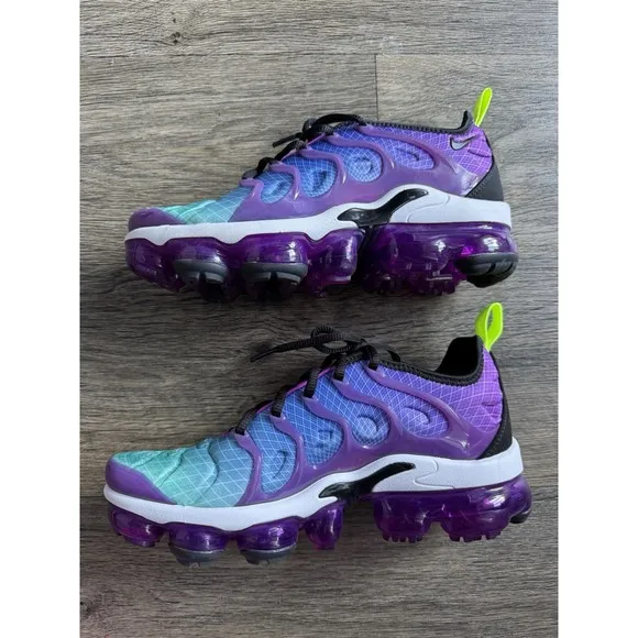 Nike Air Vapormax Plus Hyper Violet Women's Size 6 Running Shoes AO4550-900 NEW