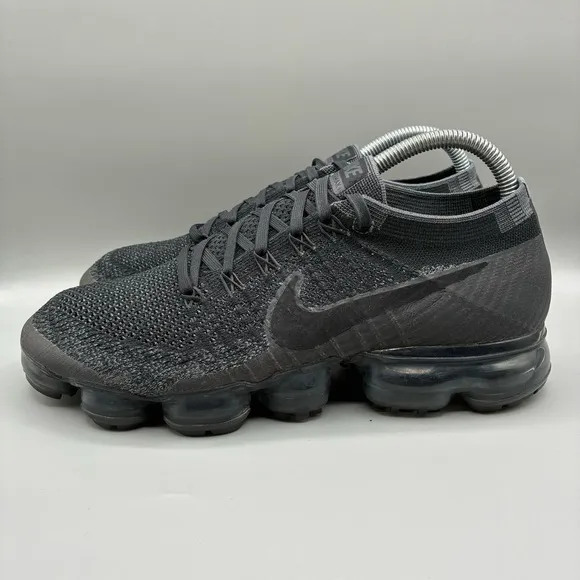 Nike Air VaporMax Women’s 9.5 Triple Noir Black Athletic Running 849557-006
