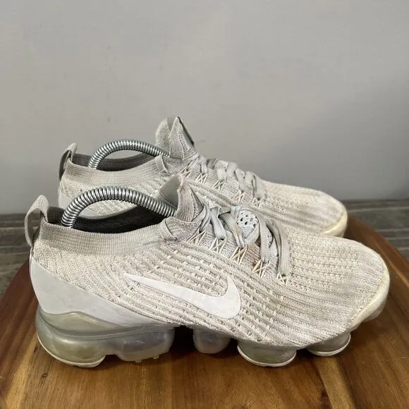 Nike Air VaporMax Women's Size 6.5 Flyknit 3 Platinum Running Shoes AJ6910-100