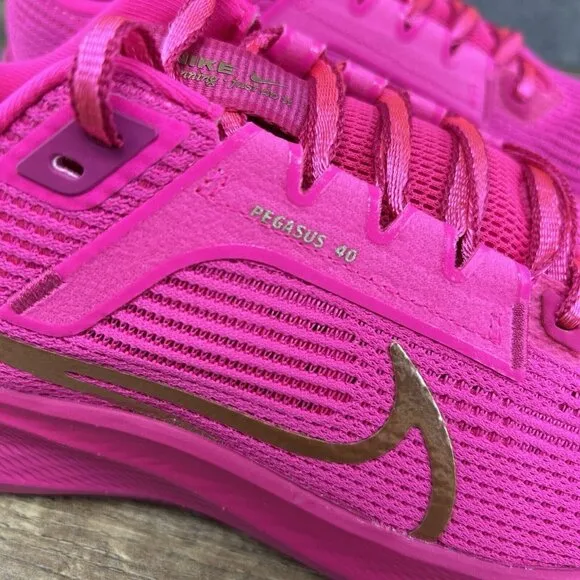 Nike Air Zoom Pegasus 40 Size 6.5 Womens Fierce Pink Metallic Red Bronze Shoes