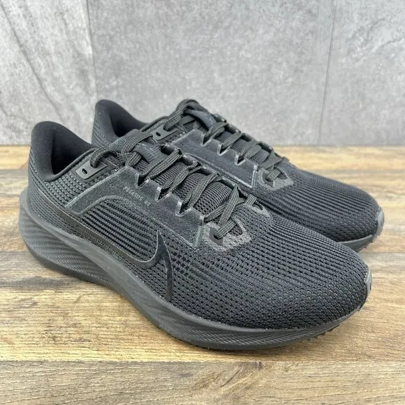 Nike Air Zoom Pegasus 40 Sz 7.5 Mens Sz 9 Womens Black Anthracite Running Shoes