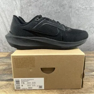Nike Air Zoom Pegasus 40 Sz 7.5 Mens Sz 9 Womens Black Anthracite Running Shoes