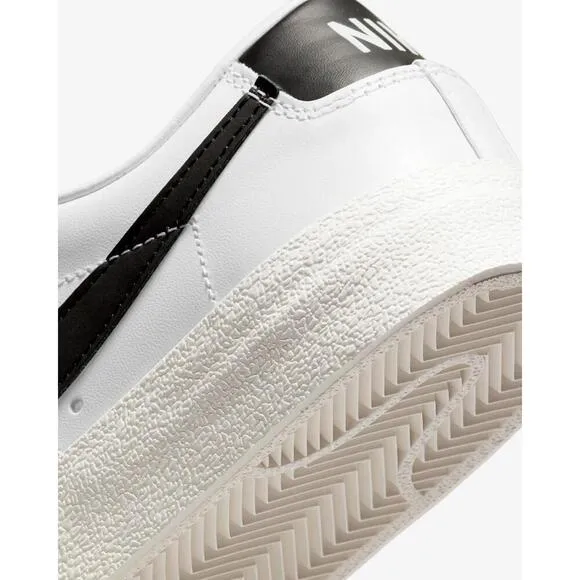 Nike Blazer Low '77 DC4769-102 Sneakers Women's 10 White Lifestyle Shoes TF4956