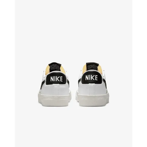 Nike Blazer Low '77 DC4769-102 Sneakers Women's 10 White Lifestyle Shoes TF4956