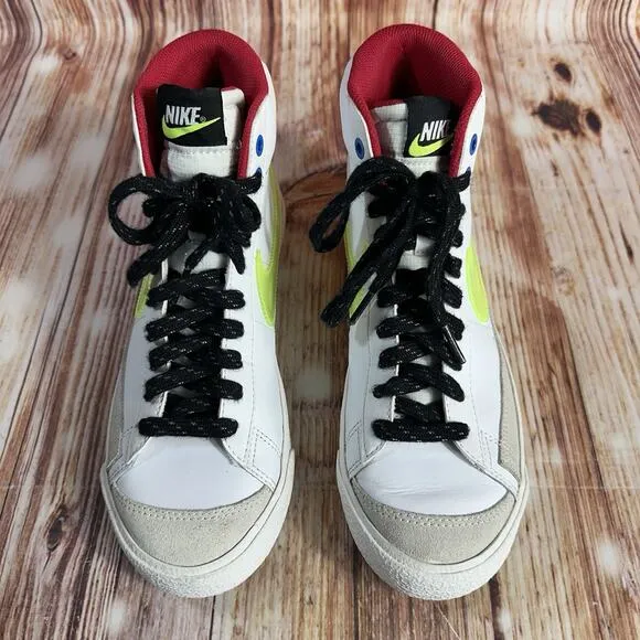 Nike BLAZER Mid 77 White Mystic Youth Size 7Y Athletic Shoes Sneakers Boys Girls